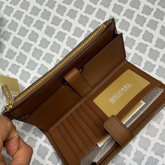 NWT MICHAEL KORS Jet Set Travel large double zip wristlet - Picture 5 of 12